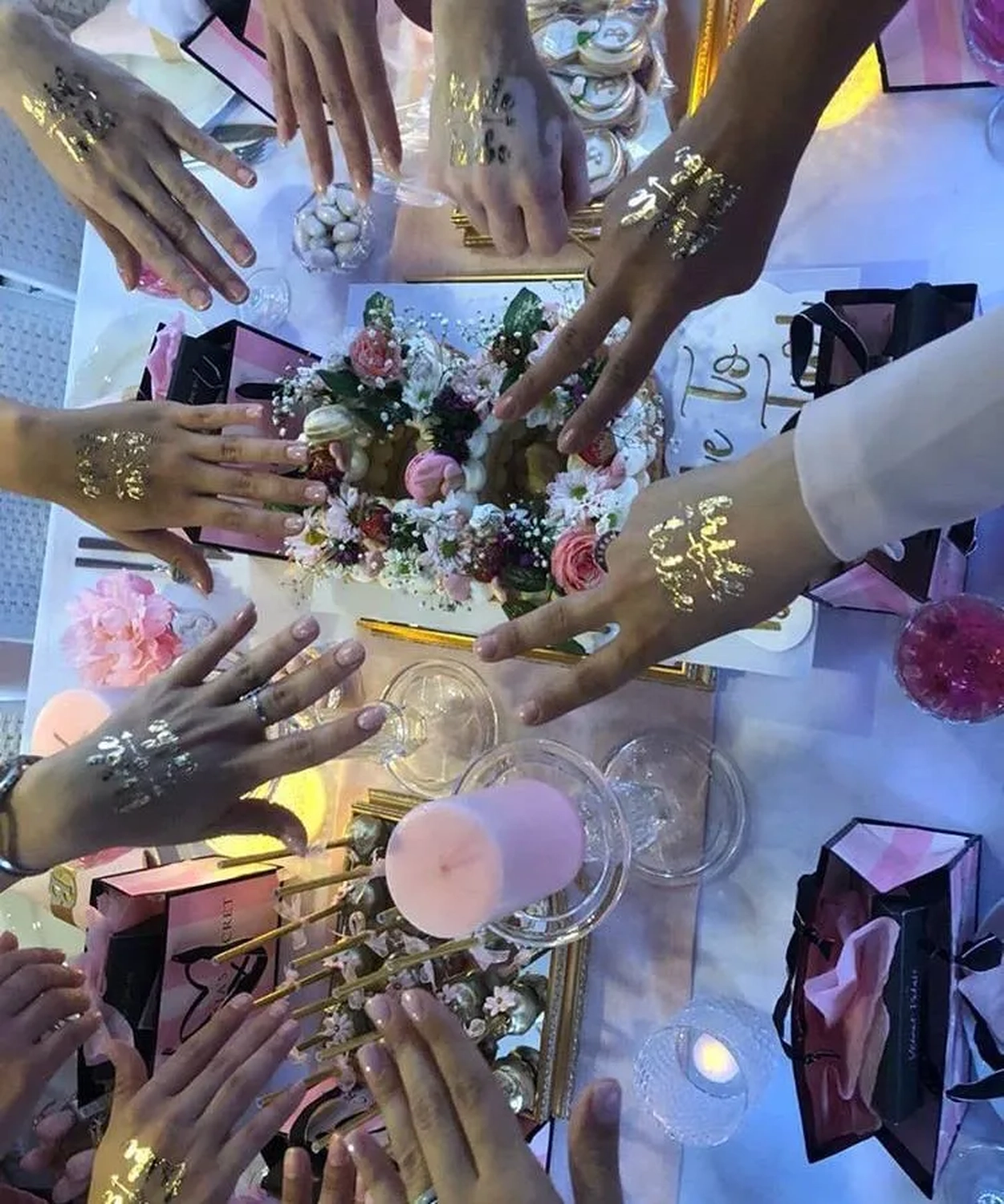 Luxury Yachts Istanbul - Yachttouren Vermittlung - Party auf Yacht