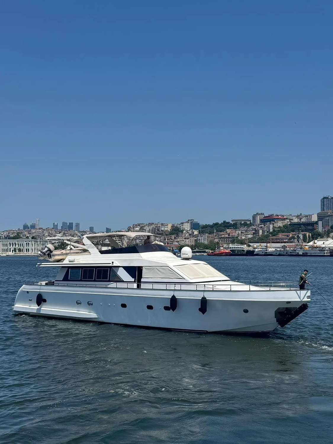 Yachttour Istanbul  Yacht Istanbul  Tour Istanbul  Geburtstag Istanbul Heiratsantrag Istanbul  Firmenevent Istanbul Eventplanung Istanbul yacht mieten istanbul yacht mieten istanbul private yacht istanbul heiratsantrag istanbul yacht bosporus yacht tour yacht istanbul preis